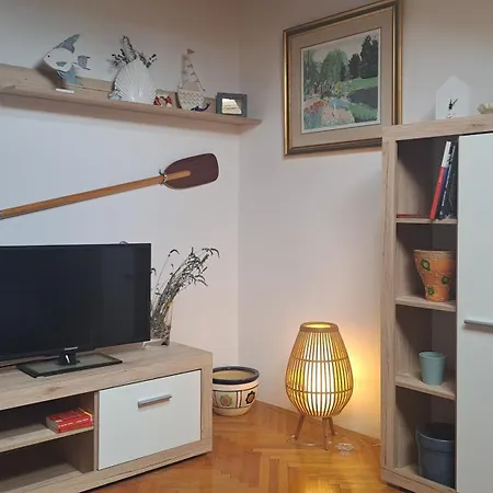 Donna Apartment *